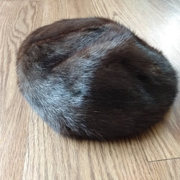Vintage Fur Hat Mr. Flemming Boutique Simpson's - Picture 3 of 15